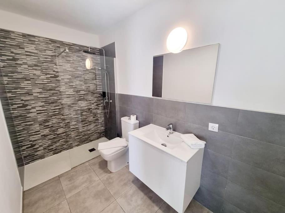 Pequeno Bungalow Firt Line Of The Sea Costa Teguise Ngoại thất bức ảnh