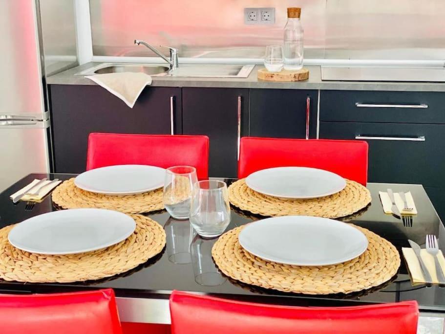 Pequeno Bungalow Firt Line Of The Sea Costa Teguise Ngoại thất bức ảnh