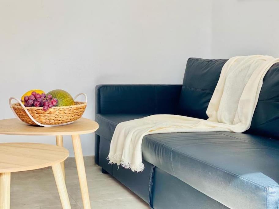 Pequeno Bungalow Firt Line Of The Sea Costa Teguise Ngoại thất bức ảnh